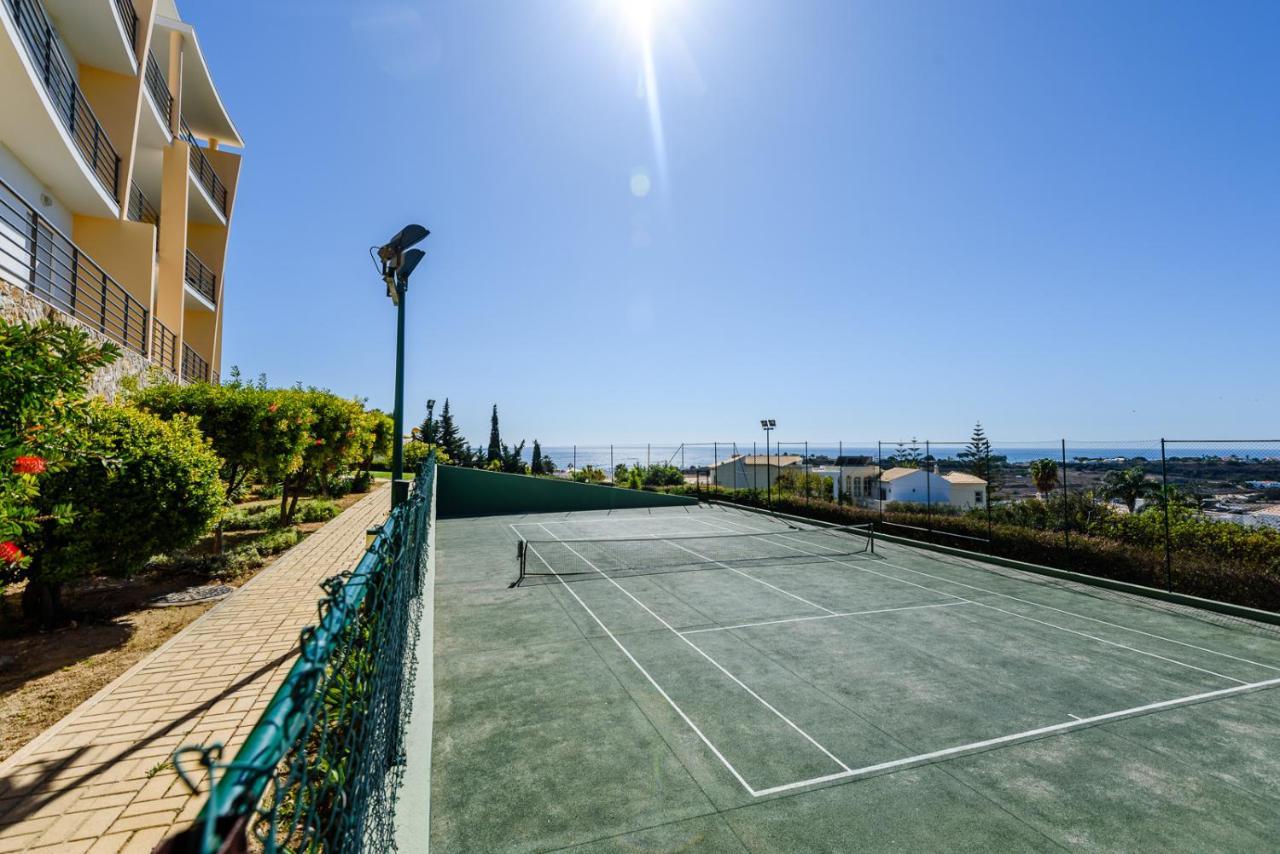 Bnb Homes Ocean View Apartment With Relax Terrace, 2 Swimming Pools & Tennis Court Albufeira Eksteriør billede