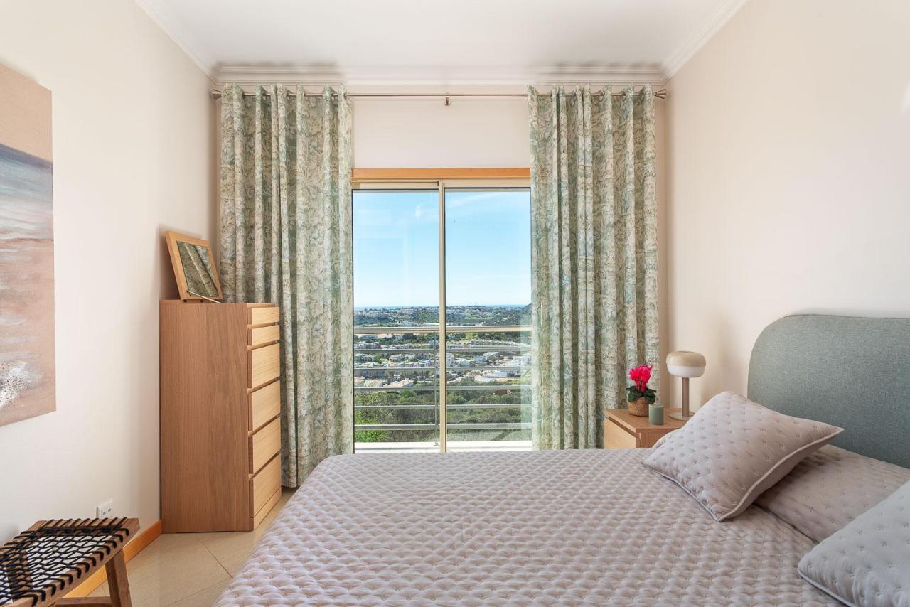 Bnb Homes Ocean View Apartment With Relax Terrace, 2 Swimming Pools & Tennis Court Albufeira Eksteriør billede