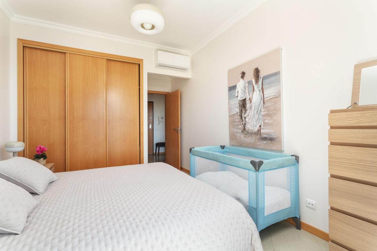 Bnb Homes Ocean View Apartment With Relax Terrace, 2 Swimming Pools & Tennis Court Albufeira Eksteriør billede