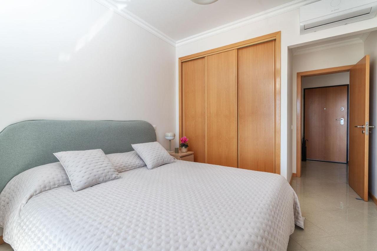 Bnb Homes Ocean View Apartment With Relax Terrace, 2 Swimming Pools & Tennis Court Albufeira Eksteriør billede